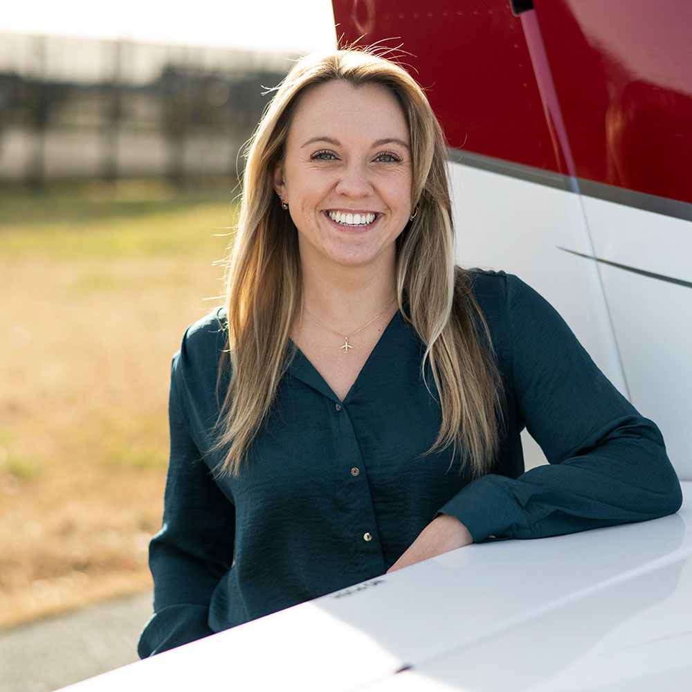Holly Sulzinski headshot