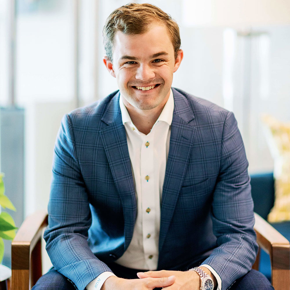 Sean Niles headshot